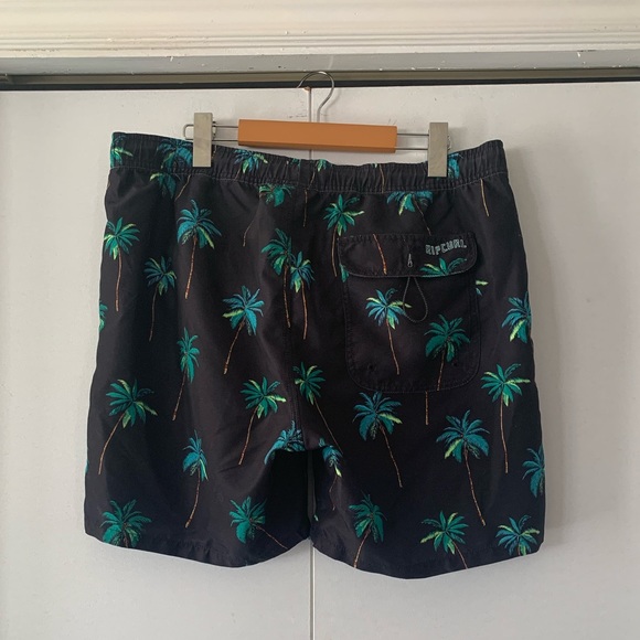 Rip curl board short - Picture 2 of 3